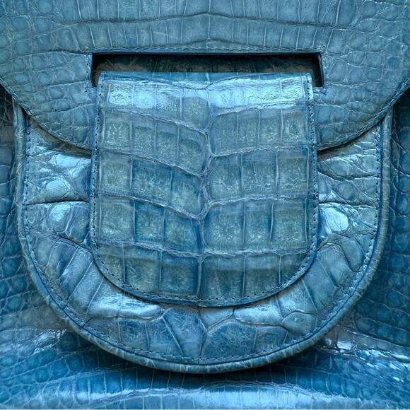 Nancy Gonzalez Flap Pocket Bag Crocodile Medium Retail 2200$ - Picture 2 of 10